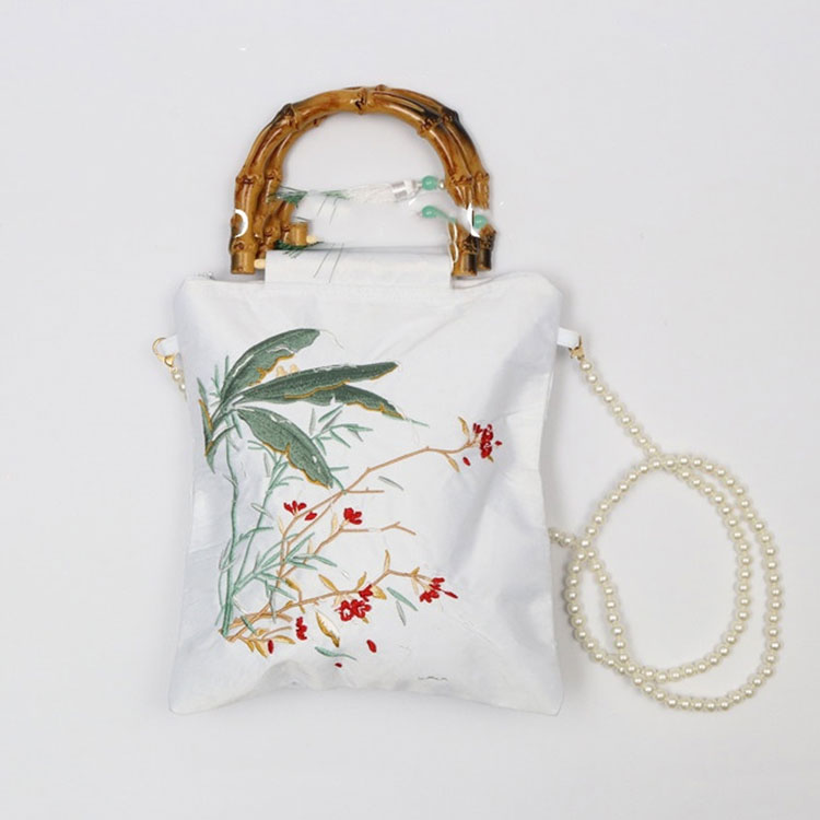 Apakah Tas Tangan Satin Antik Tahan Lama?