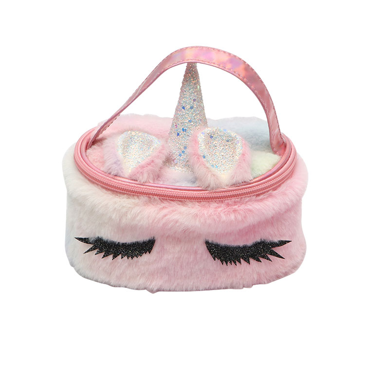 Akankah pola tempat pensil kartun mempengaruhi pembelajaran anak?